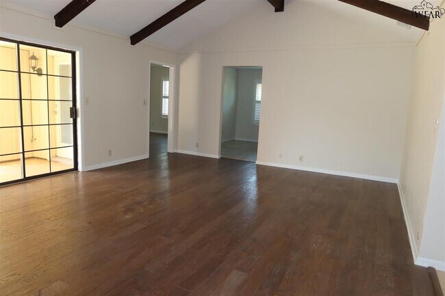 Building Photo - 2415 Bryan Glen St