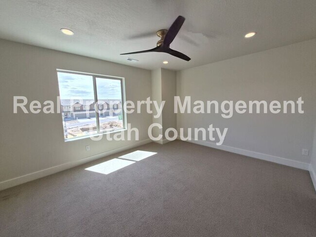 Building Photo - 2172 Cape Fox Way
