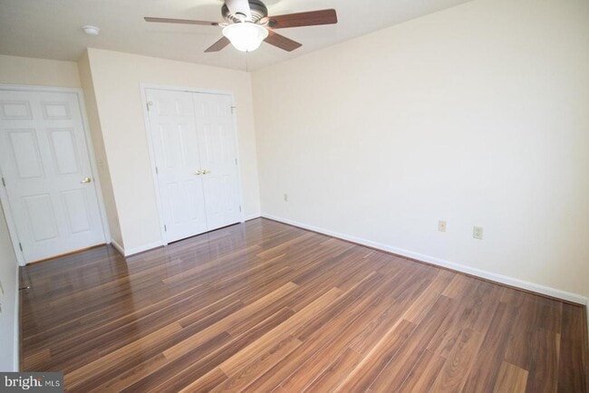 Building Photo - 45522 Westmeath Way