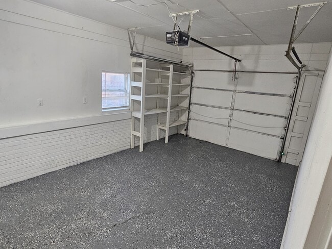 Building Photo - 1902 NW 39th St