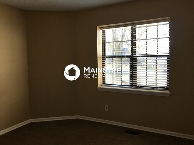 Building Photo - 6854 Scotia Ct
