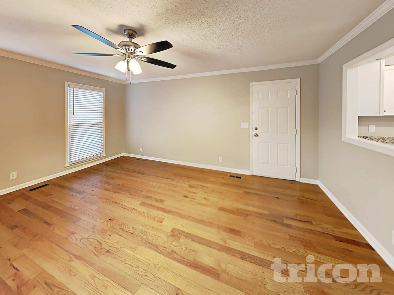 Building Photo - 2113 Putnam Ln