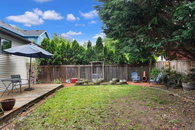 Building Photo - 1420 SE 44th Ave