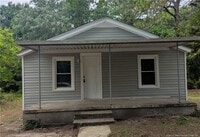 Building Photo - 245 Maxie Loop