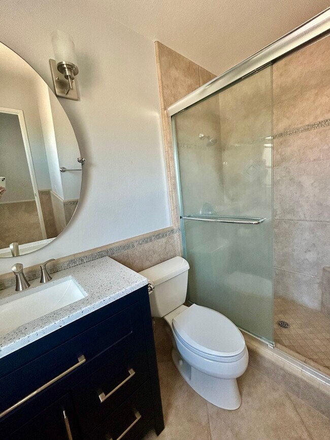 Building Photo - 340 Fallingstar