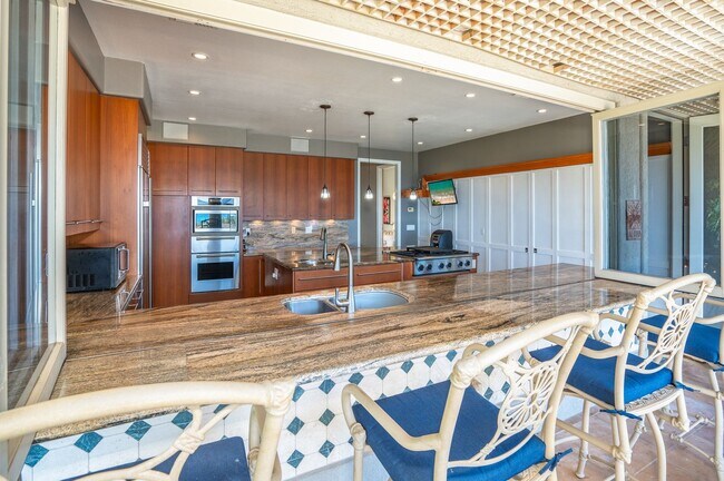 Building Photo - Private Kapalua Estate in Pineapple Hill – 4 Bedroom 4.5 Bath Luxury Home with Pool