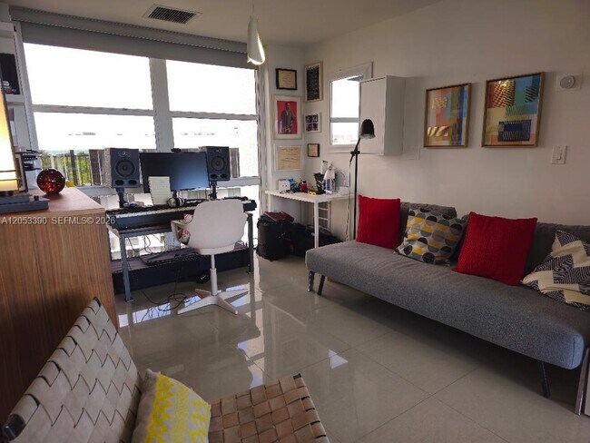 Building Photo - 5701 Biscayne Blvd