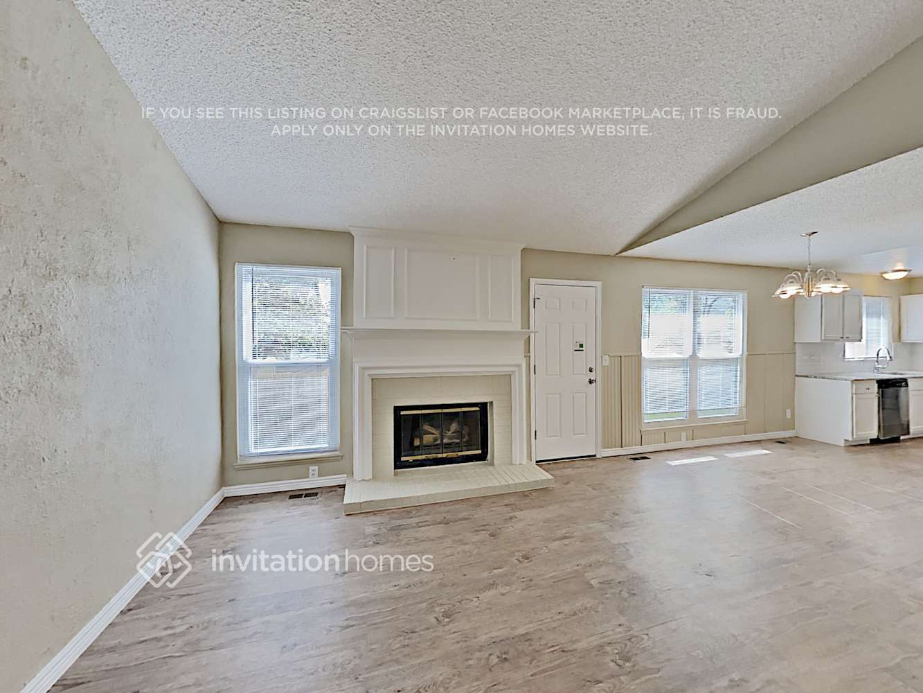 Building Photo - 12052 Ivanhoe Cir