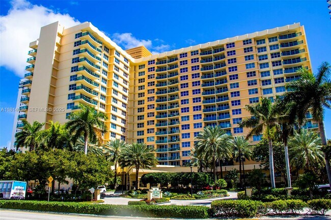 Building Photo - 2501 S Ocean Dr