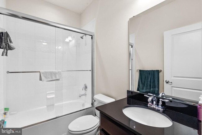 Building Photo - 14903 Rockcastle St