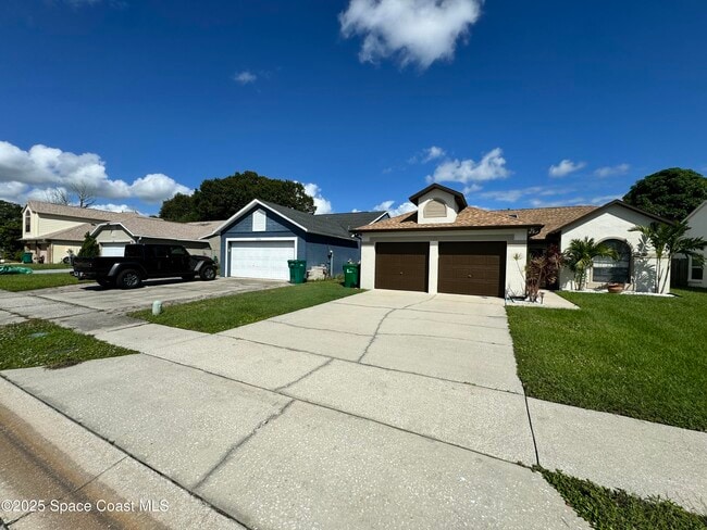 Building Photo - 1436 Brook Dr