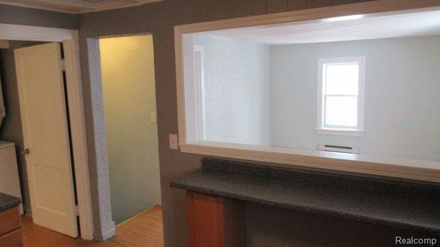 Building Photo - 301 S East St