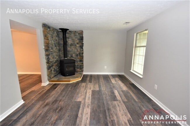 Building Photo - 413 Master Derby Ct