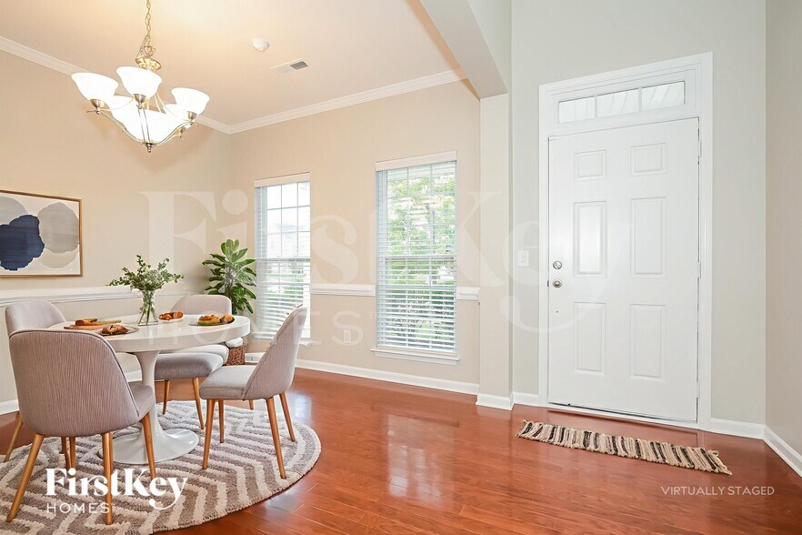 Building Photo - 6806 Championship Dr