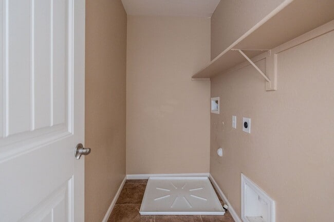 Building Photo - 3 bedroom home in Gilbert!