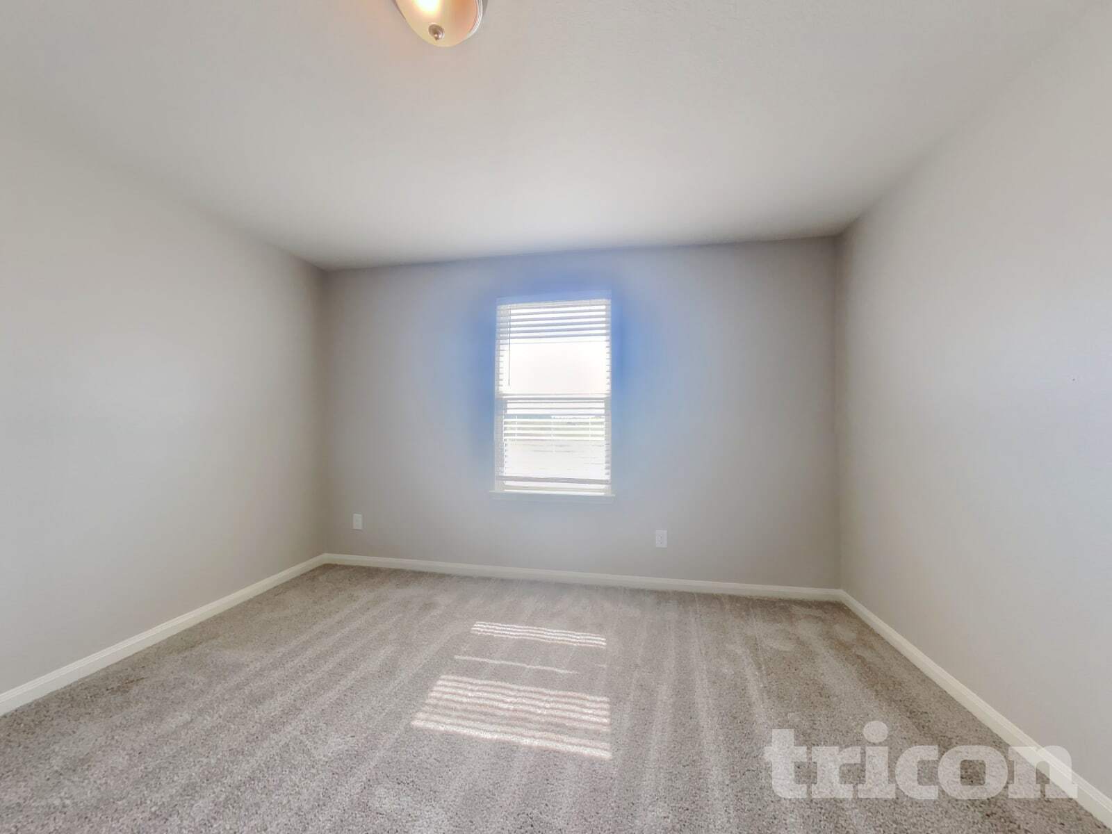 Building Photo - 216 Elm Patch Dr