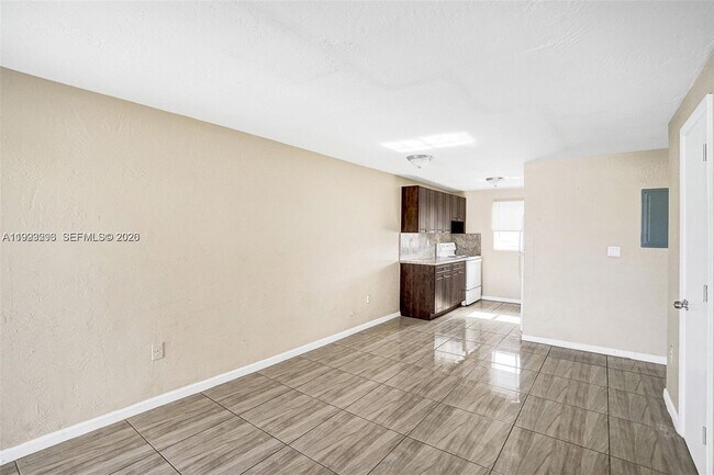 Building Photo - 5842 NW 12th Ave