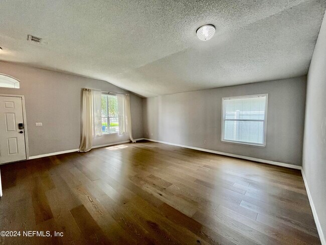 Building Photo - 250 Brookchase Ln