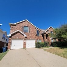 Building Photo - 5400 Meadow Valley Dr