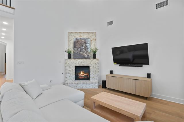 Building Photo - 3101 Peartree Ln