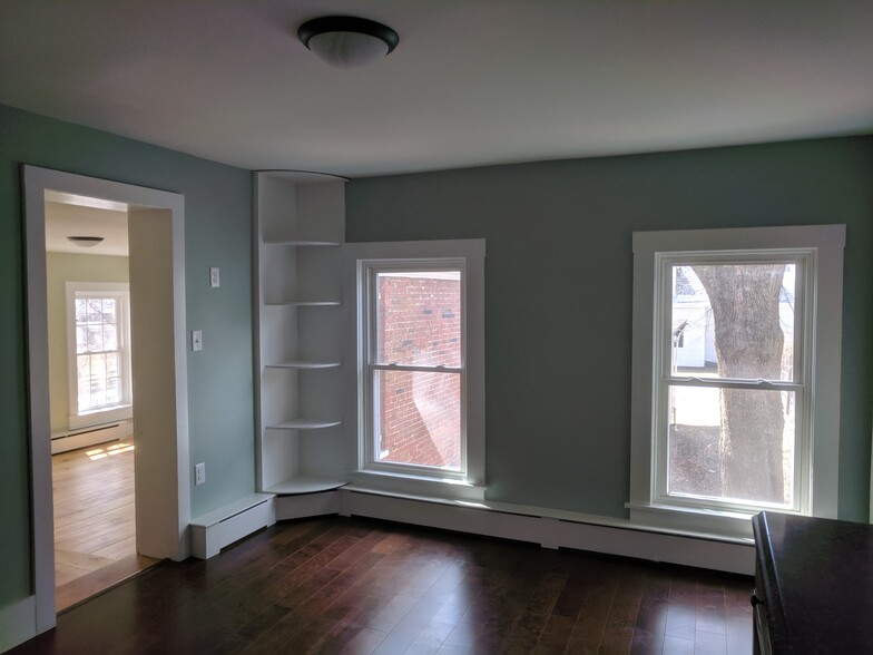 Building Photo - 75 Green Street