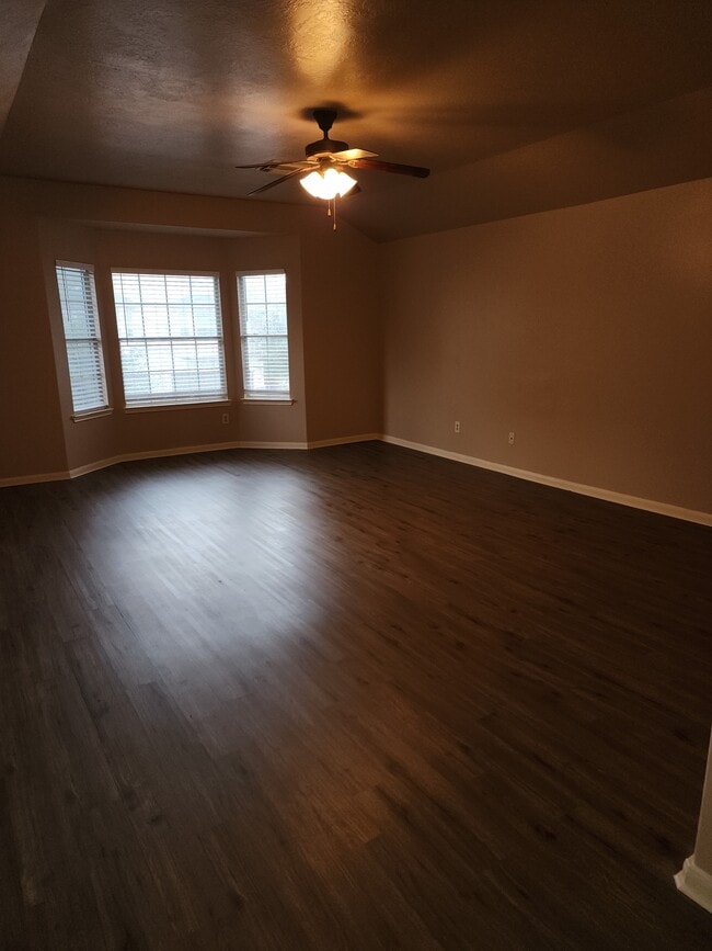 Building Photo - 4918 Landward Ln