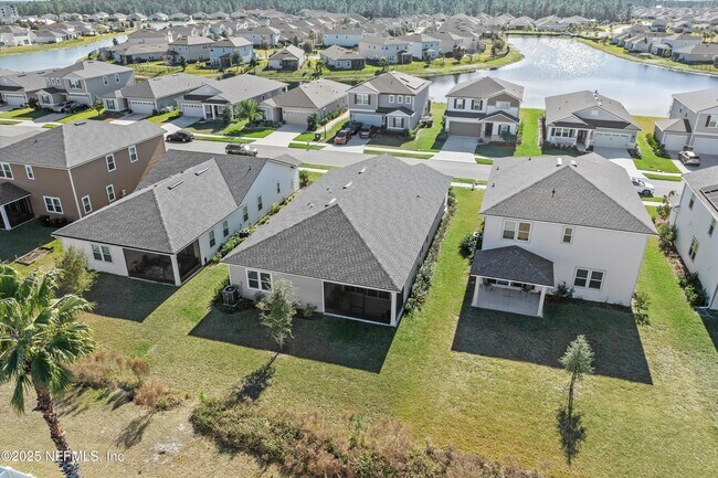 Building Photo - 1861 Amberly Dr