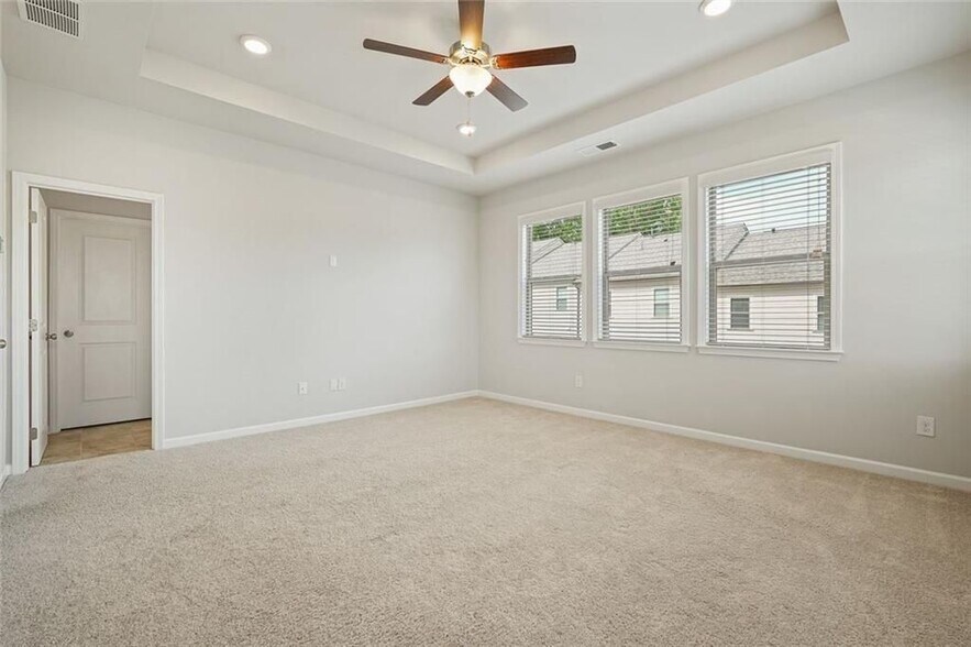 Building Photo - 4240 Hickory Pne Aly