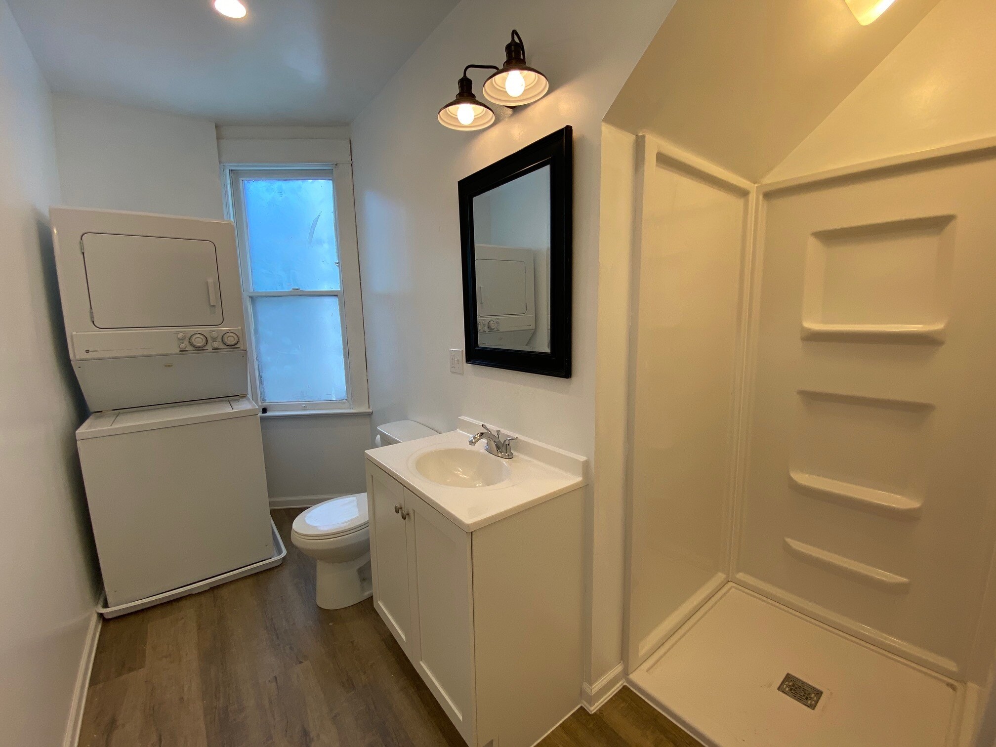 Building Photo - 2621 Colfax Ave S