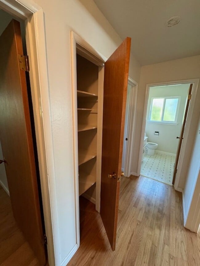 Building Photo - Beautiful 3 Bedroom, 1.5 Bath Home Available Soon!