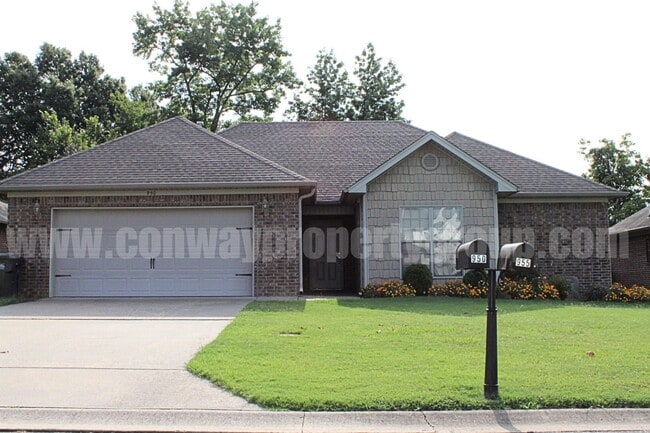 Primary Photo - 950 Wineberry Rd