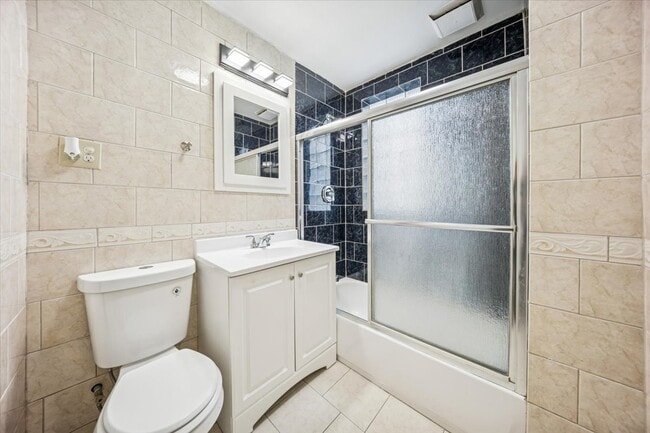 Building Photo - 3134 W 39th Pl