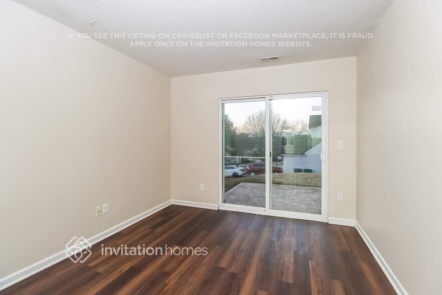 Building Photo - 11203 Pointer Ridge Dr