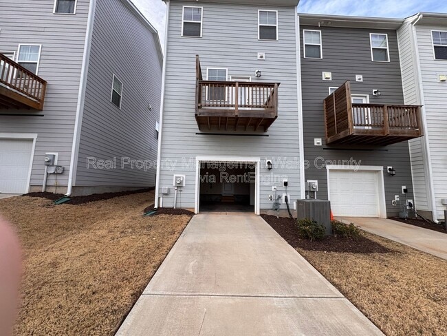 Building Photo - 410 Odham Ln