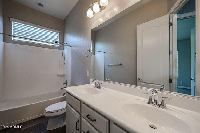 Building Photo - 2377 E Galileo Dr