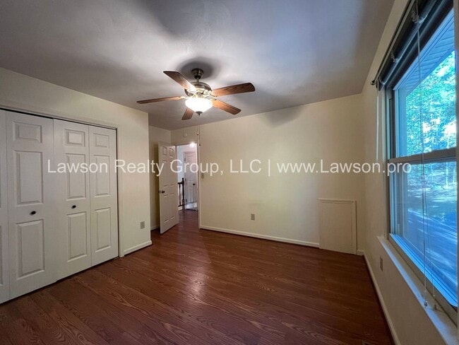 Building Photo - Nature Lover's Paradise in Serene Setting