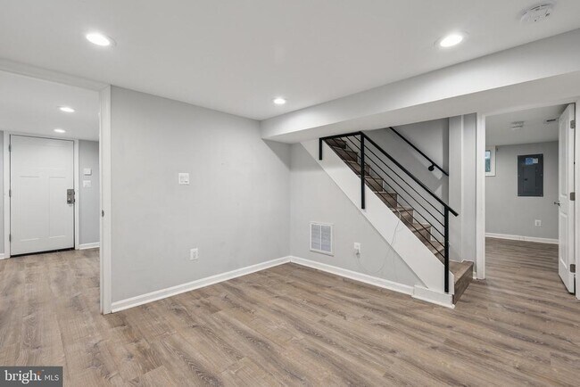 Building Photo - 1404 Beaver Heights Ln