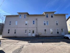 Building Photo - 630 Brandon St