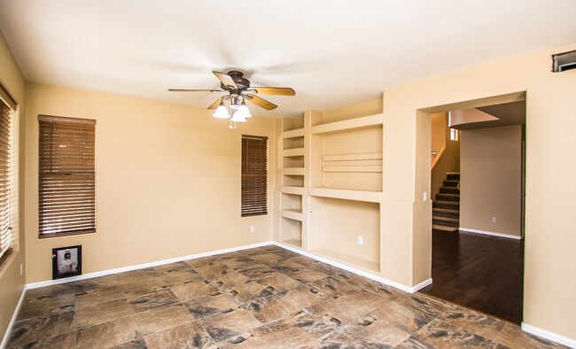 Building Photo - 4BR/2.5 BA. Located in the Desert Ridge