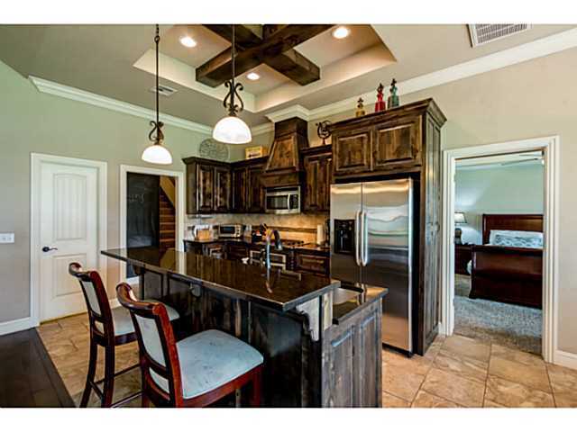 Building Photo - Kelly Lakes Addition - 4 bed 2 1/2 bath + ...