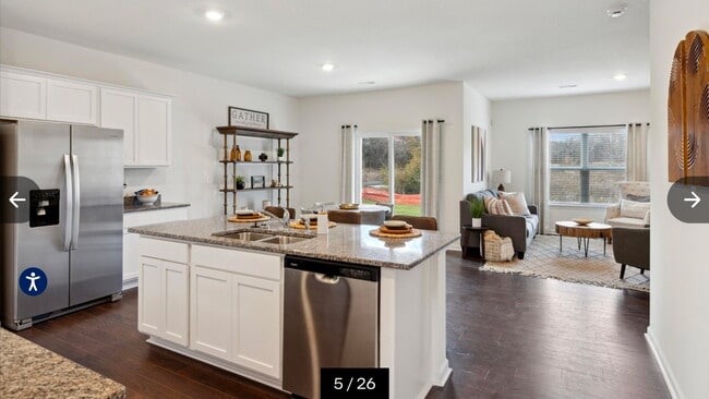 Building Photo - 46 Colonial Cv