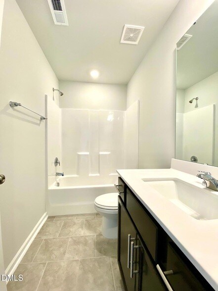 Building Photo - 909 Aspen Pointe Trl