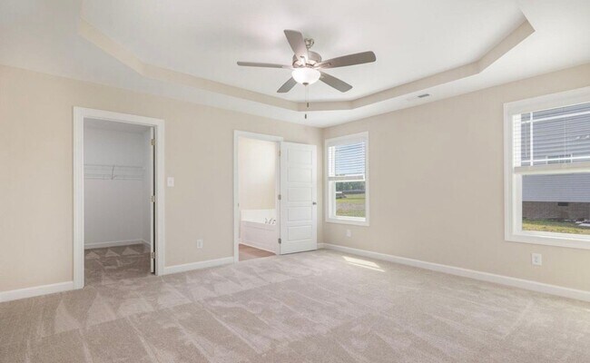 Building Photo - 210 Maxwell Farm Ln