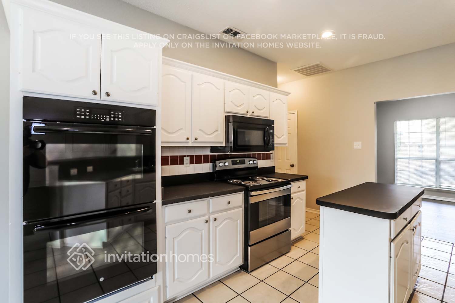 Building Photo - 4103 English Ivy Dr