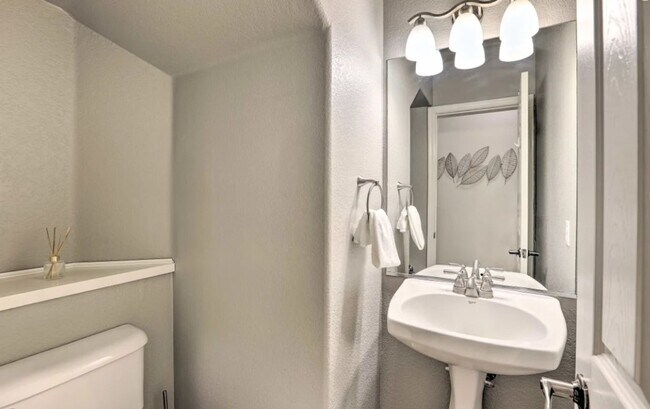 Building Photo - Coming Soon!! Gorgeous Fully Furnished 6 b...
