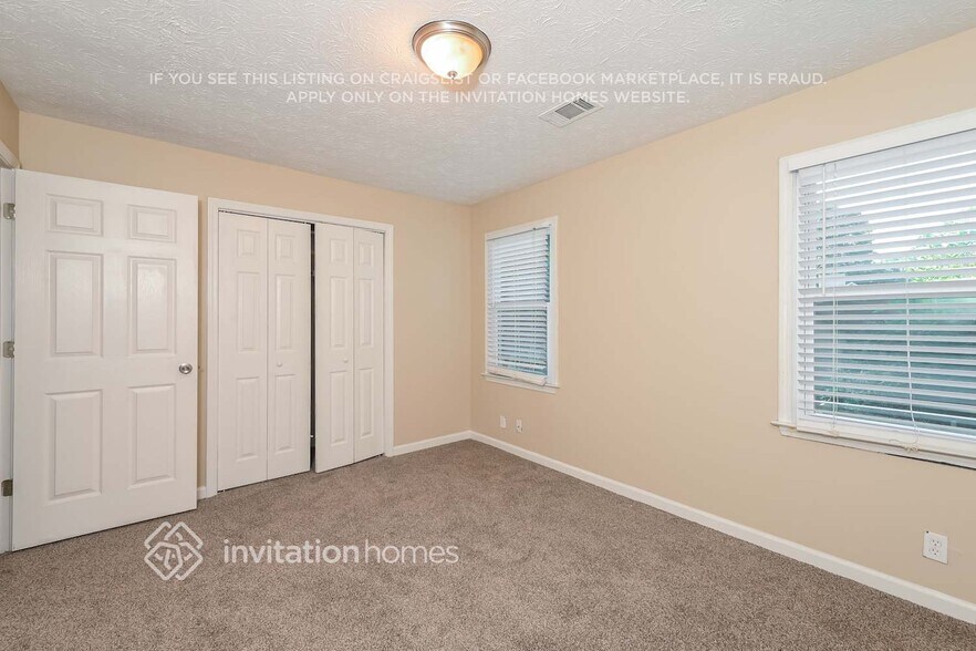 Building Photo - 2270 Springer Walk