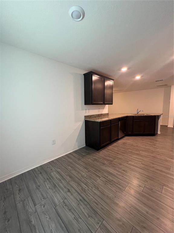 Building Photo - 2033 Amber Sweet Cir