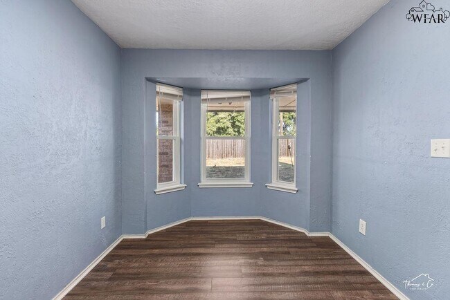 Building Photo - 1 McNabb Cir