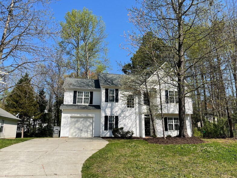 Primary Photo - 6610 Cedar Cliff Dr