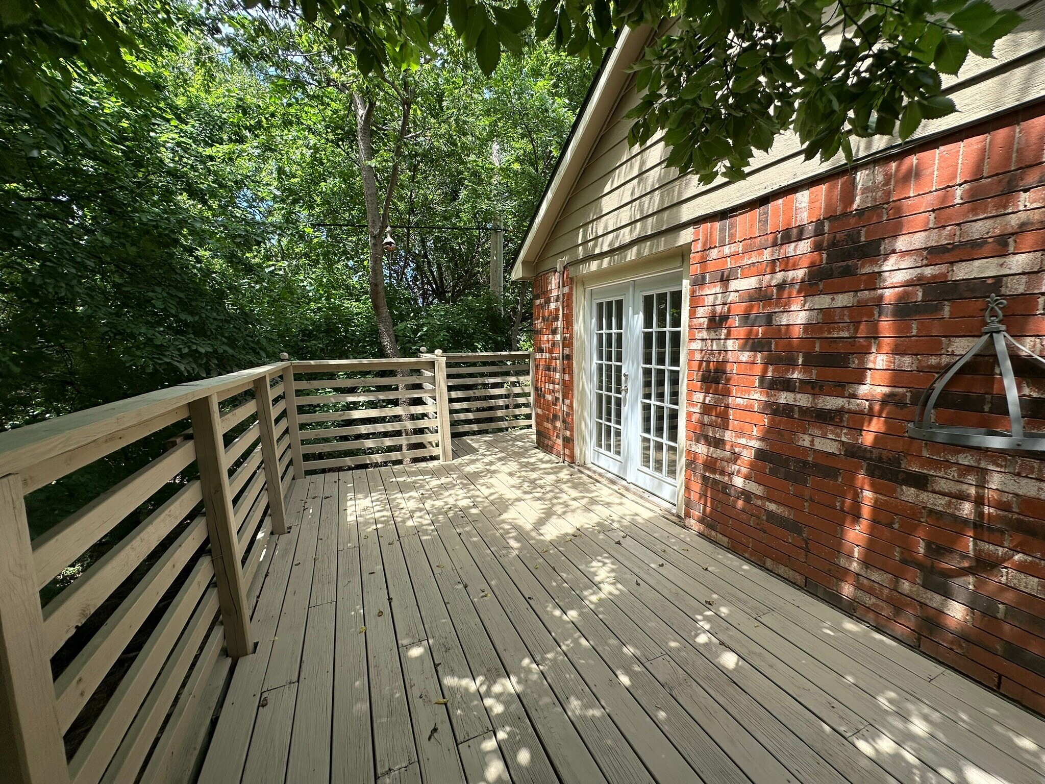 Building Photo - 525 Ridgecrest Rd